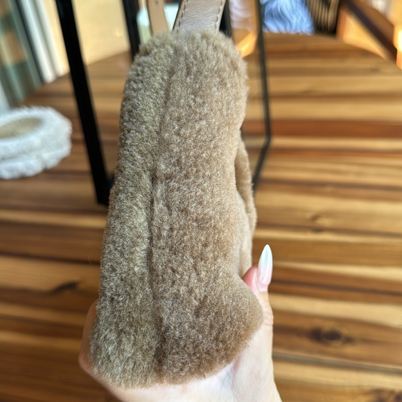 Elleme Envelope Handbag - Picture 4 of 6